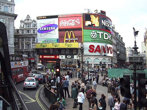 Piccadilly Circus